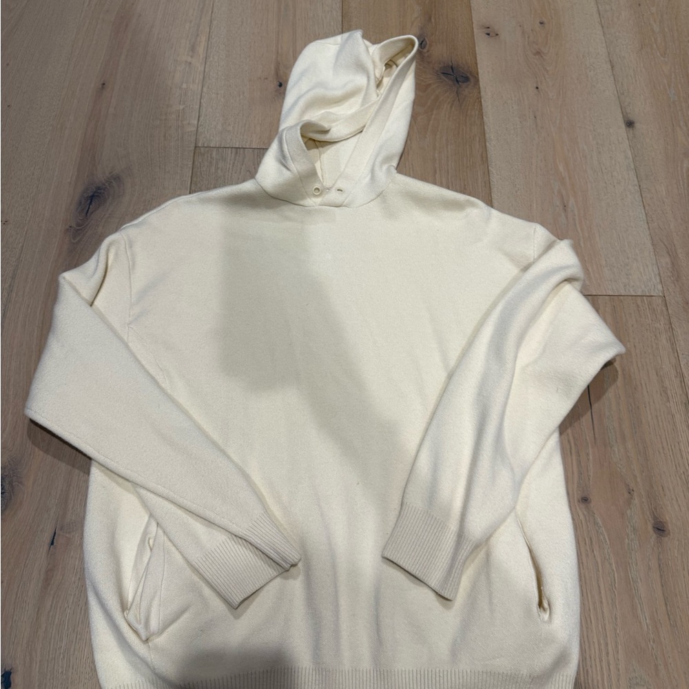 Zara Off-White Hoodie Top medium
